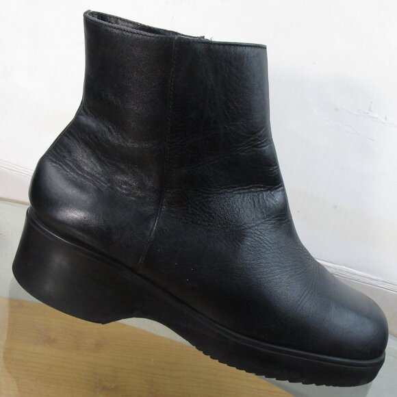 Relativity Women's Vintage Platform Ankle Boots Black Leather Size 10 - Picture 1 of 8